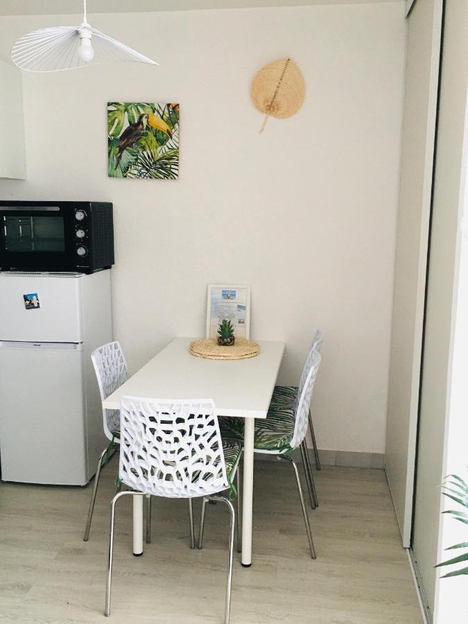 Studio Cosy Et Moderne Au Couchant Situe 150M De La Plage -Avec Parking Gratuit Prive - 25M2 - Climatise - Balcon - Wifi Gratuit La Grande-Motte Eksteriør bilde