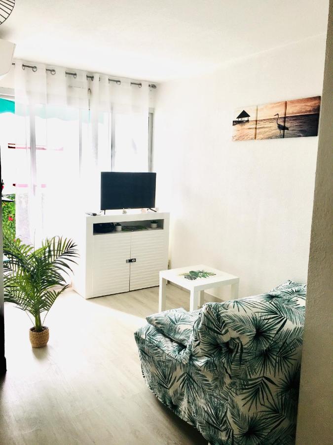 Studio Cosy Et Moderne Au Couchant Situe 150M De La Plage -Avec Parking Gratuit Prive - 25M2 - Climatise - Balcon - Wifi Gratuit La Grande-Motte Eksteriør bilde