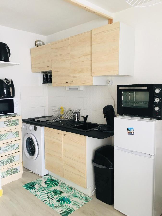 Studio Cosy Et Moderne Au Couchant Situe 150M De La Plage -Avec Parking Gratuit Prive - 25M2 - Climatise - Balcon - Wifi Gratuit La Grande-Motte Eksteriør bilde